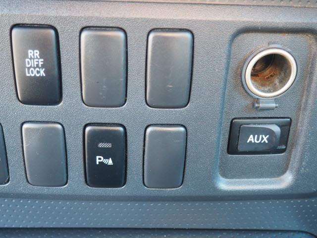 2007 Toyota FJ Cruiser 4dr SUV 4WD (4L V6 6M)